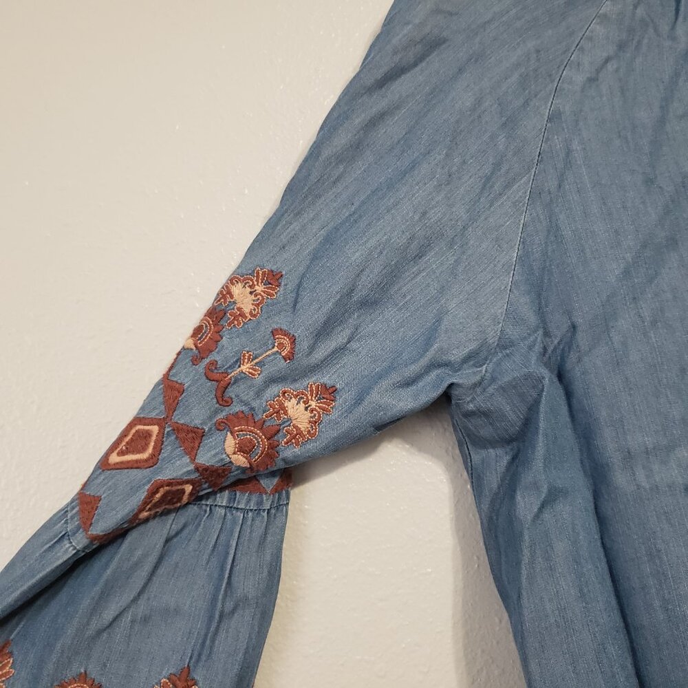 Altar'd State Womens M Embroidered Chambray Boho Tunic Top Blue Long Tassels - Picture 12 of 15